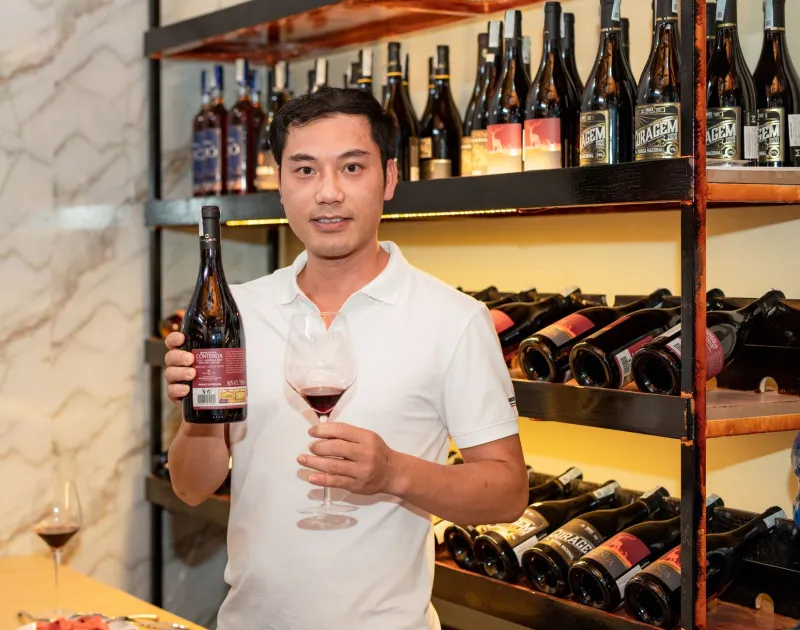Your First Wine Bar Visit, Decoded: Everything You Need to Know Before You Walk Through the Door
